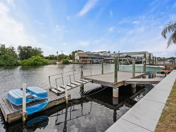 5410 FLORA AVENUE, HOLIDAY, FL 34690