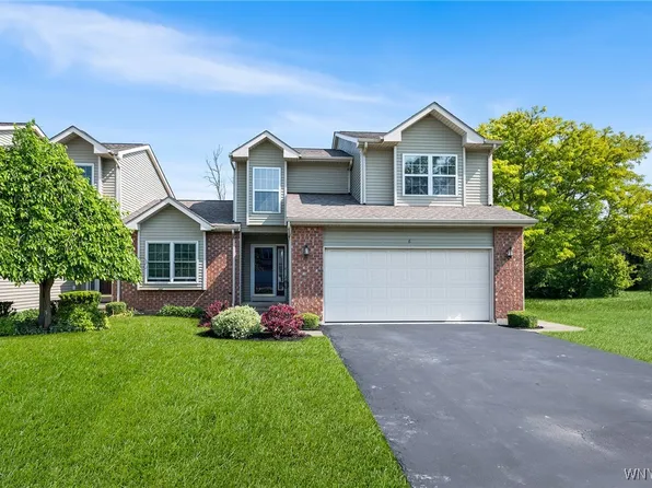 6 Hedge Ln, Lancaster, NY 14086