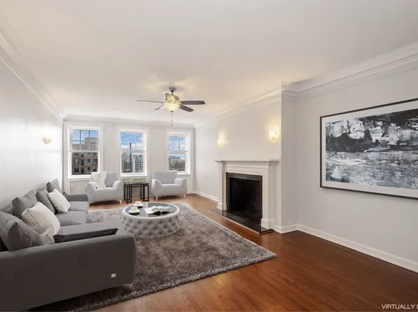 422-24 Melrose, 422 & 424 W Melrose St #1009, Chicago, IL 60657