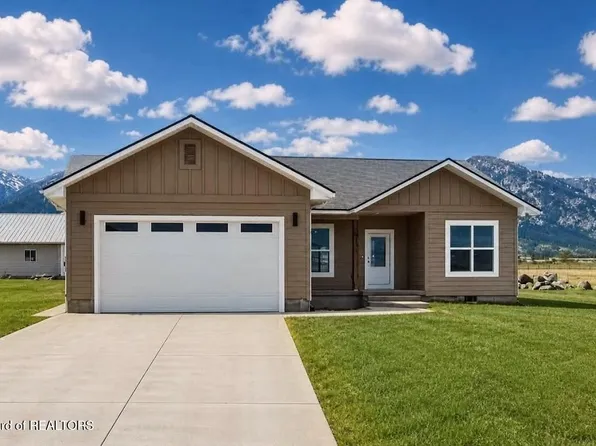 626 Little Greys Loop, Freedom, WY 83120