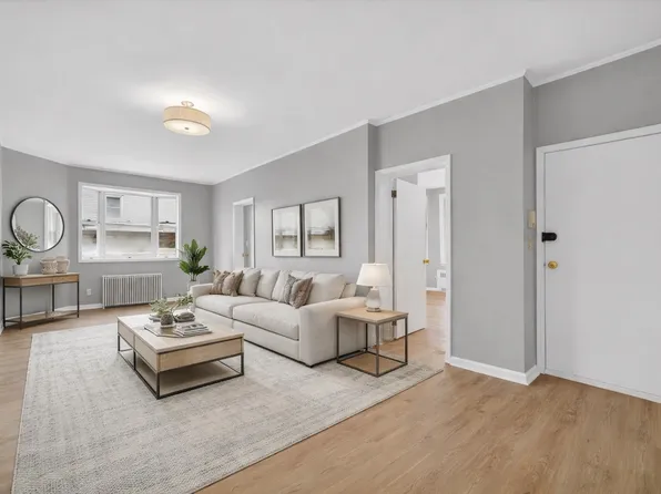 4 Amackassin Ter APT 1, Yonkers, NY 10703