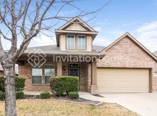 15453 Yarberry Dr, Roanoke, TX 76262