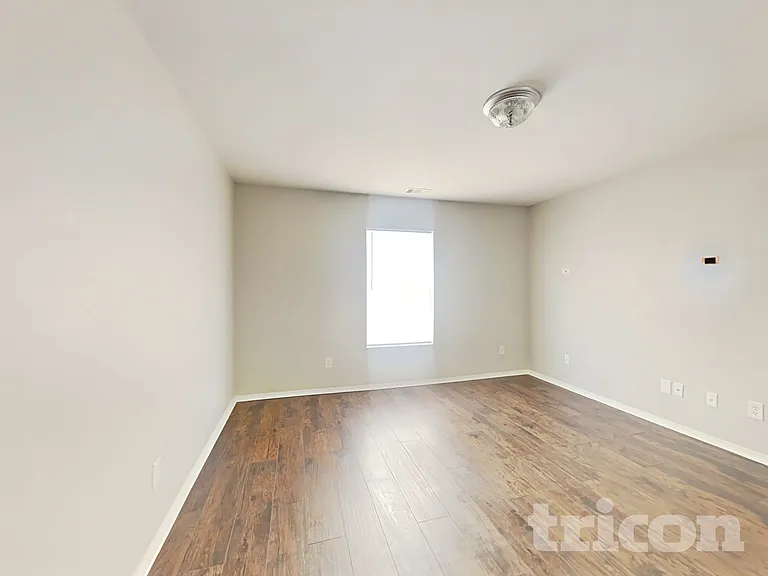 9434 Darwick St — Photo 12