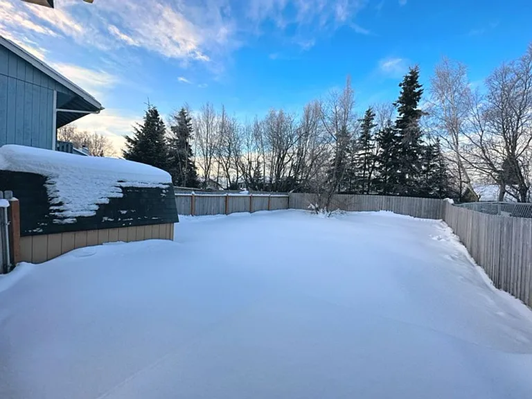 1822 Bellevue Loop — Photo 16