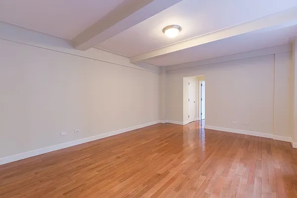 Rented by Stonehenge NYC LLC | media 3