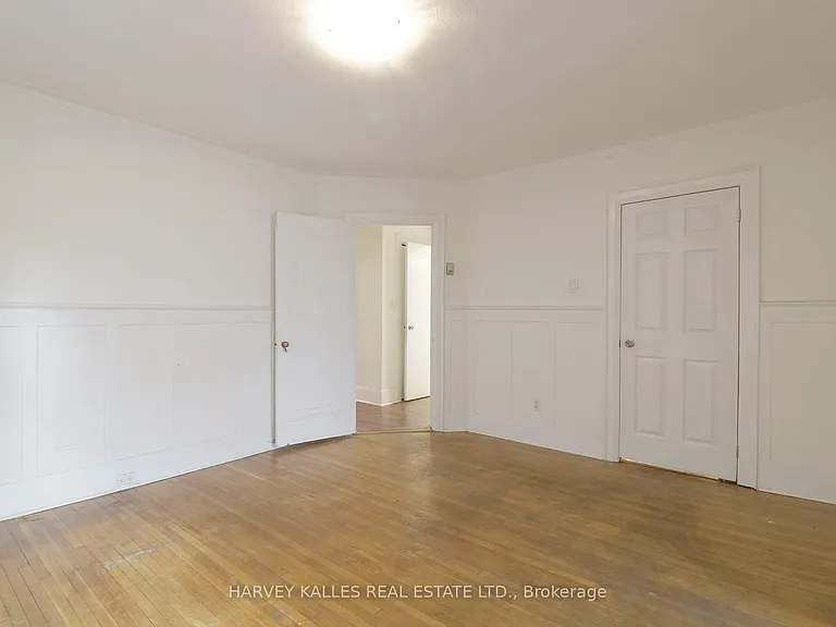 6 Poplar Plains Cres #MAIN — Photo 13