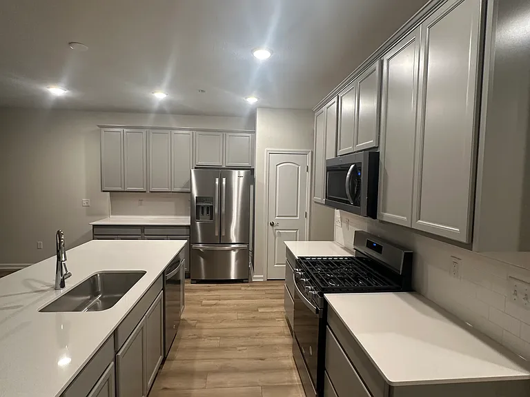 14653 Amico Way — Photo 5