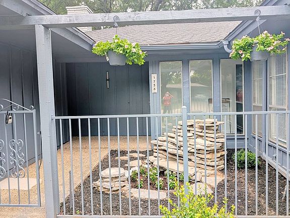3rd image of 1756 Cynthia Ln