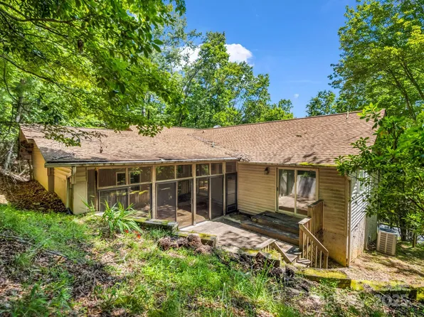 436 Utsonati Ln, Brevard, NC 28712