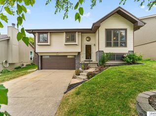 8030 Bauman Ave, Omaha, NE 68122