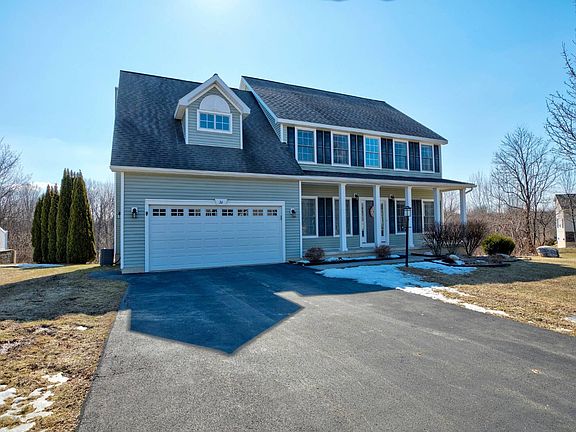 3rd image of 36 Heritage Ct