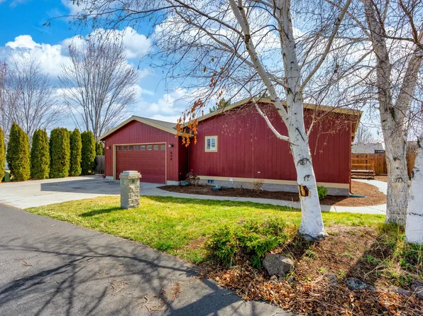658 NE Shoshone Dr, Redmond, OR 97756