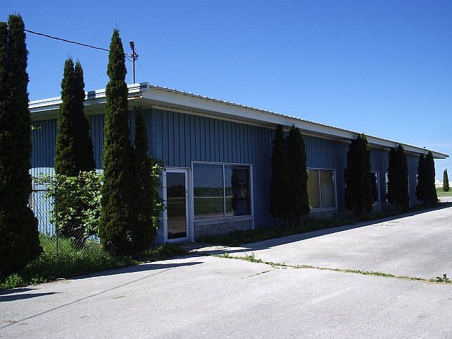 1st image of 3415 Park Dr