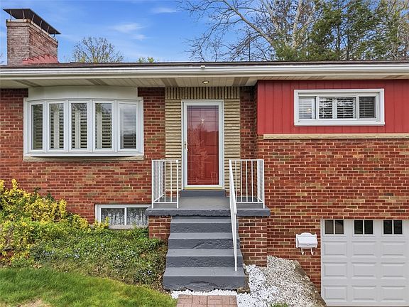 2nd image of 401 Clair Dr