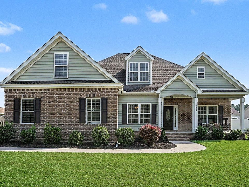 1st image of 4025 Ridgewood Dr.
