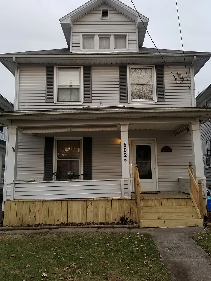 602 Miami St photo 1