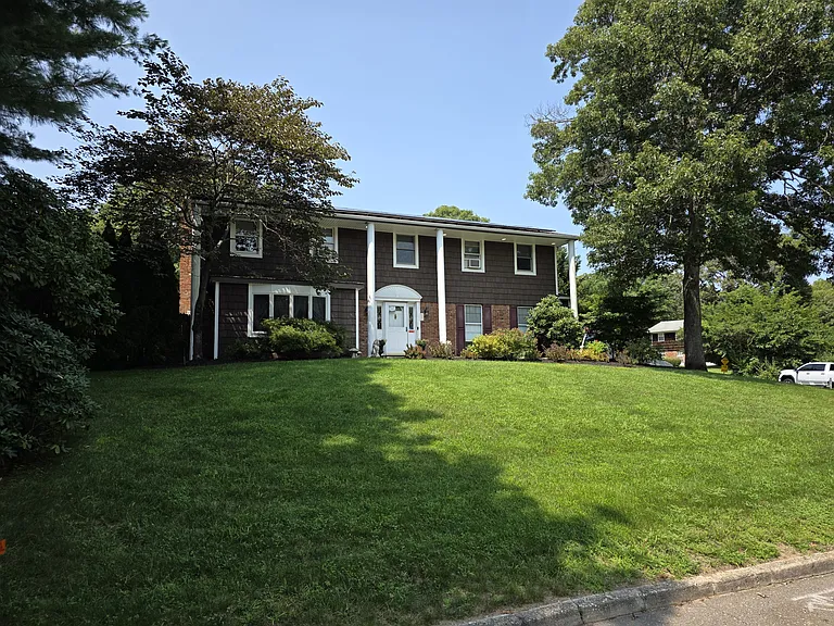 138A Main Ave — Photo 1