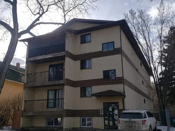 219 N AVENUE S, Saskatoon, SK S7M 2N1