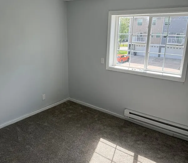 3 bed, $1,195 — Photo 4