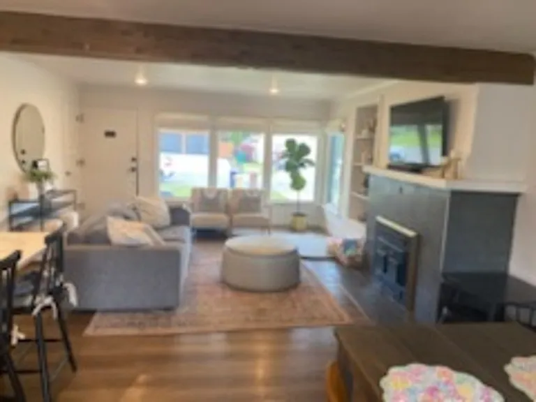 1115 E Club Ct — Photo 4