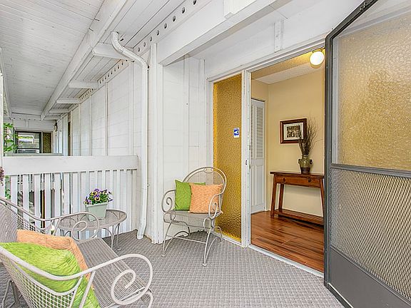3rd image of 7064 35th Ave NE APT 22