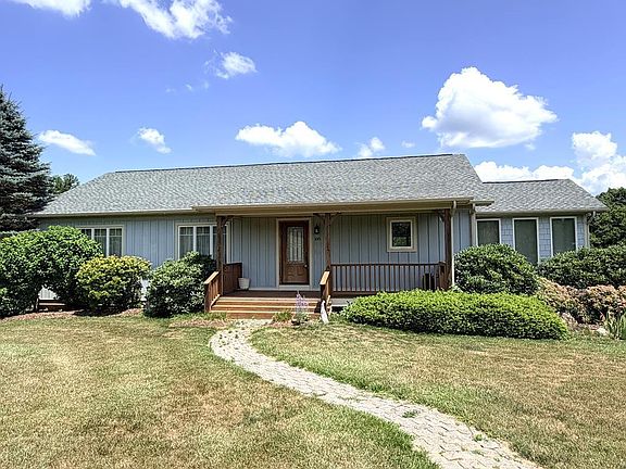 2nd image of 168 Mountain View Dr