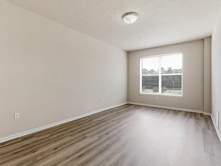 8539 W Gate Pkwy — Photo 13