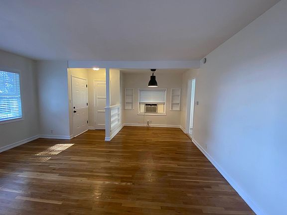5th image of 119 E Altadena Dr