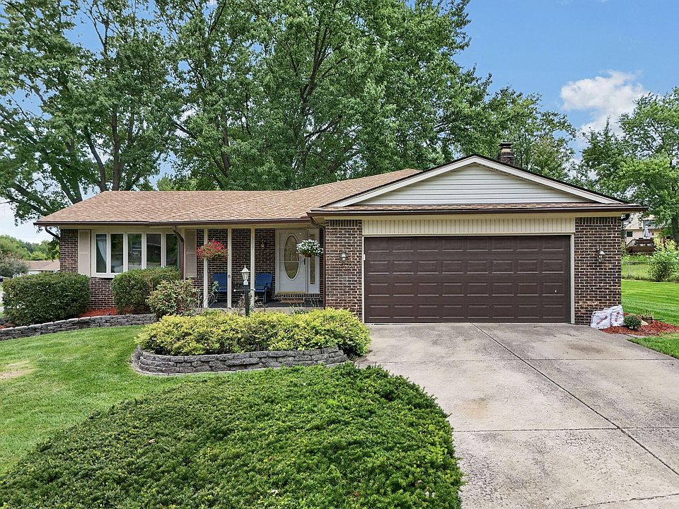 1st image of 333 Dellfield Way