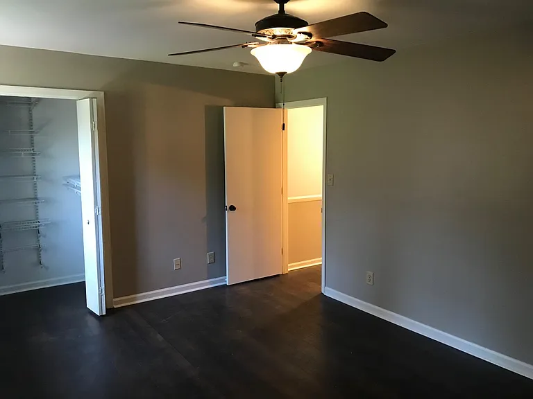 507 Rock Cliff Ct — Photo 15