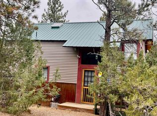 308 Lakeshore Dr, Glendo, WY 82213