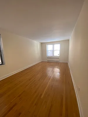 Rented by Brixton Manor LLC | media 8