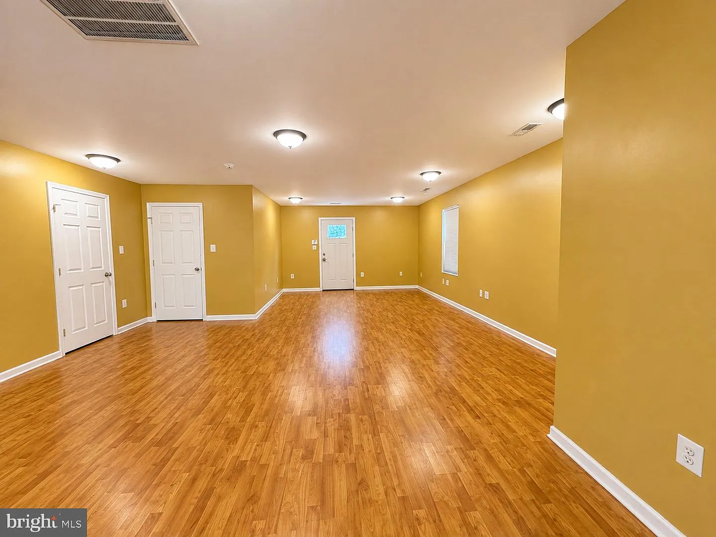 1 bed, 1.0 bath, 1150 sqft, $1,400 — Photo 3
