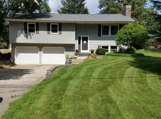 1608 Waxwing Dr, Dewitt, MI