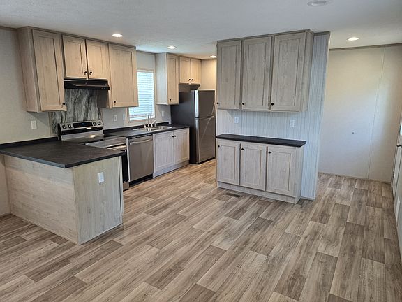 4th image of 2966 Calder Dr #231
