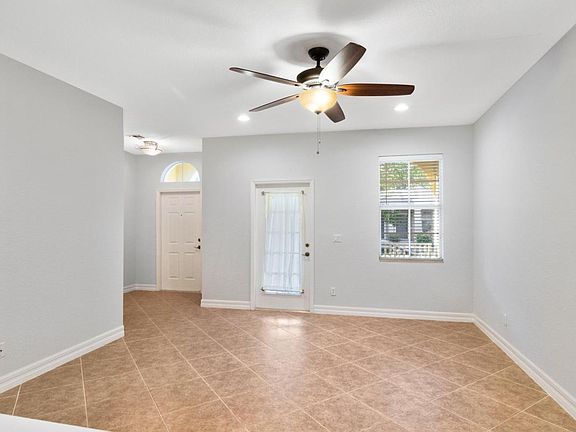 2nd image of 108 W Pigeon Plum Dr APT 103