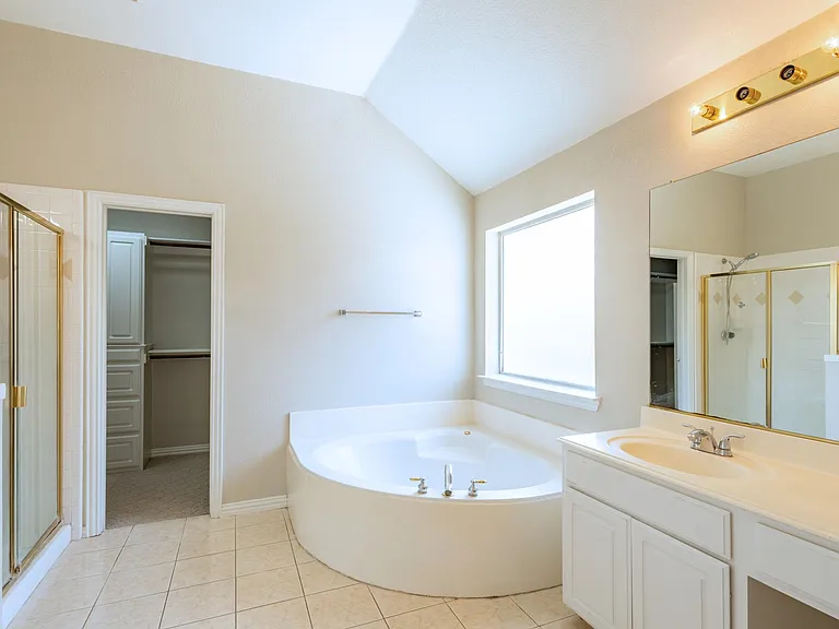 8317 Salado Springs Dr — Photo 14
