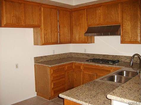 3rd image of 42725 Darien Dr