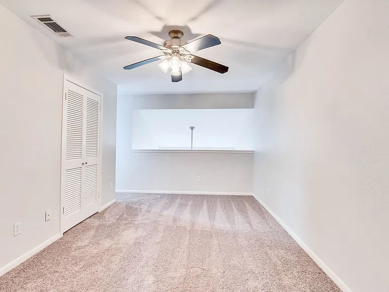 2104 Cullen Ave #207 — Photo 11