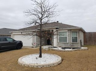1221 Wenatchee Dr, Krum, TX 76249