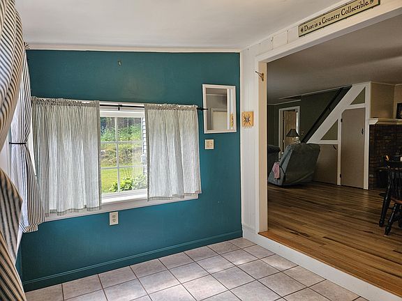 3rd image of 200 Windsor Road