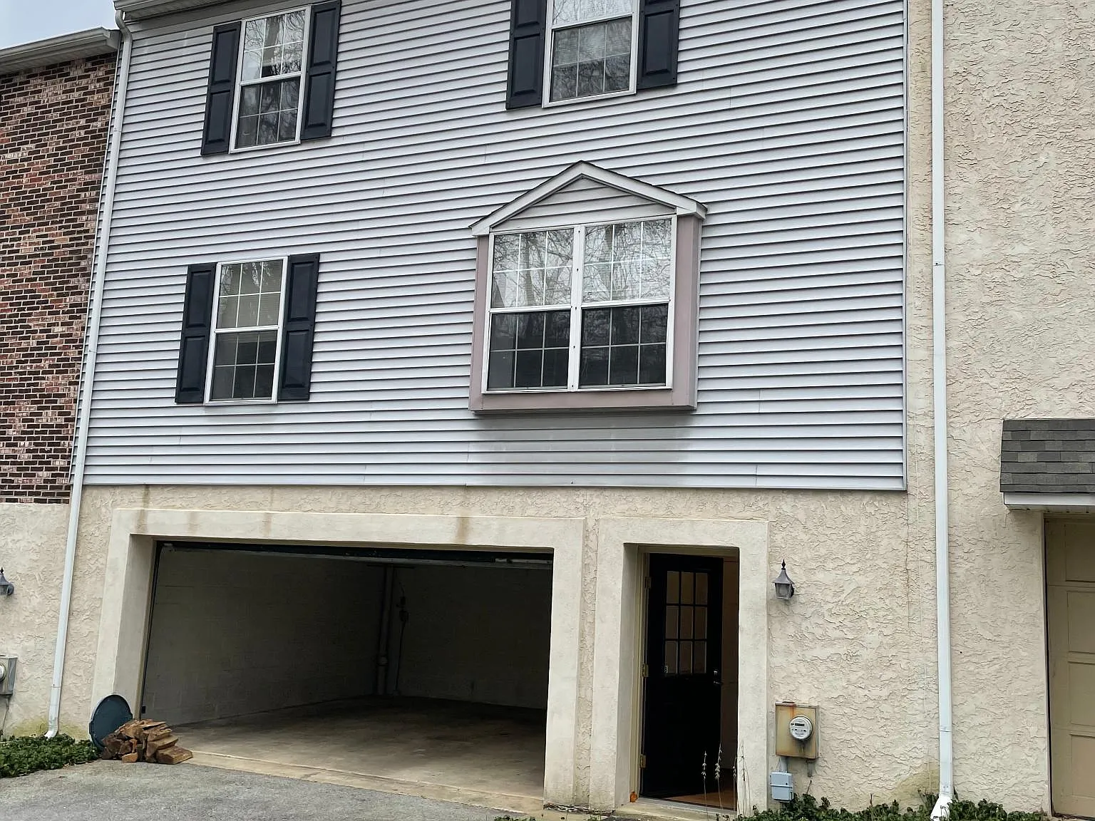 529 N Orange St — Photo 4
