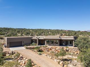 371 N Pinion Hills Dr, Dammeron Valley, UT 84783