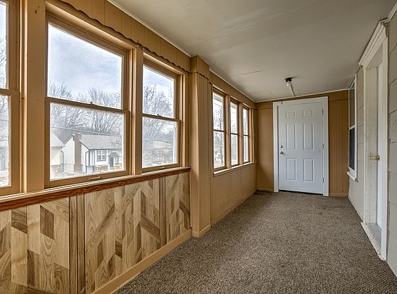 4th image of 518 N Grover St