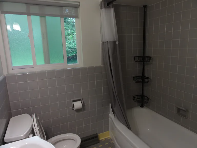 full bath
