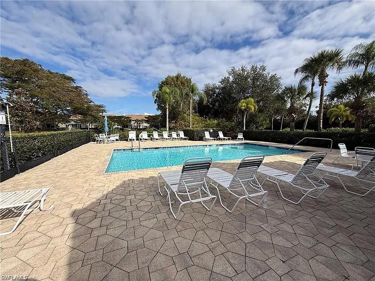5640 Northboro Dr #201 — Photo 13