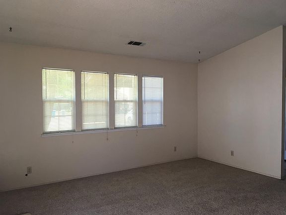 4th image of 1337 Val Dr