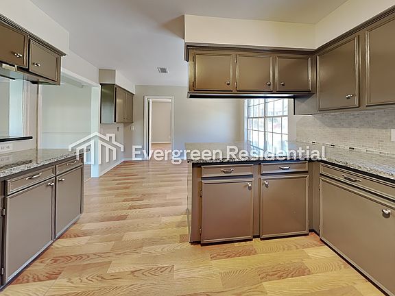 5th image of 10710 Dunbrook Dr