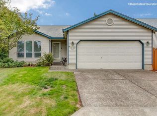 2048 SE Arlington Loop, Hillsboro, OR 97123