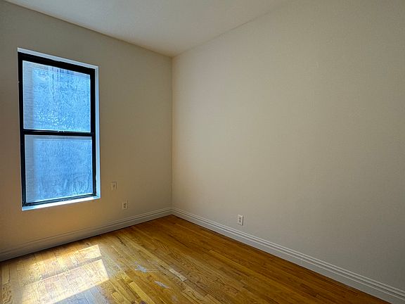 4th image of 248 W 105th St #3J